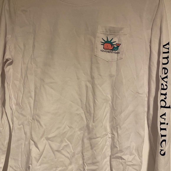 Vineyard Vines Fourth of July Long Sleeve - Picture 1 of 3